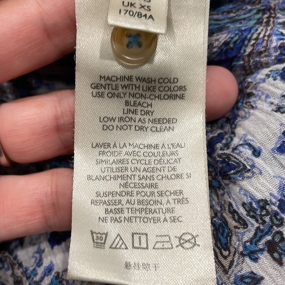 ANTHROPOLOGIE Pilcro The Tavi Buttondown Blouse XS - Picture 9 of 11